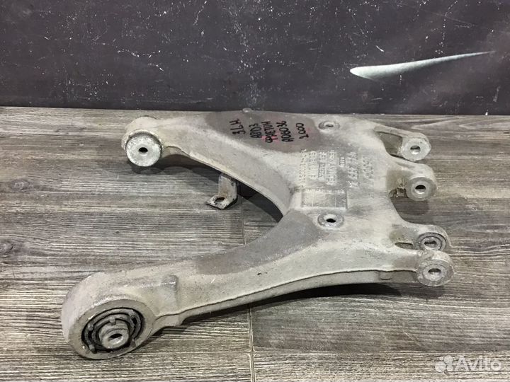 Рычаг задний левый нижний Audi A8 D3
