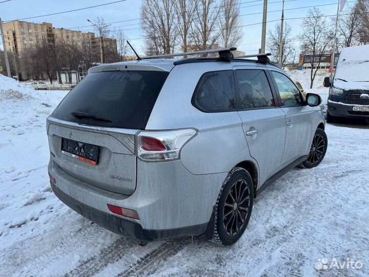 Mitsubishi Outlander 2.4 CVT, 2013, 193 551 км