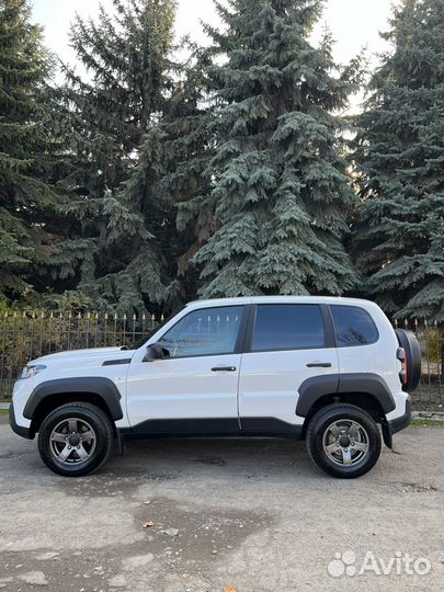 ВАЗ Niva Travel 1.7 МТ, 2023, 21 500 км