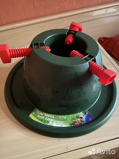 Подставка под елку