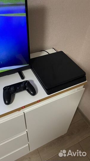Sony playstation 4