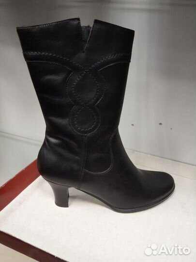 Сапоги женские осенние кожаные новые, размер 40