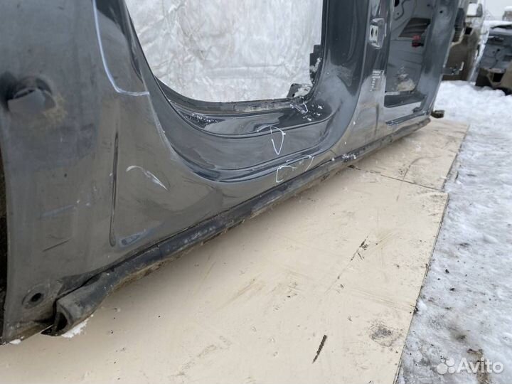 Порог со стойкой правый Volkswagen Tiguan