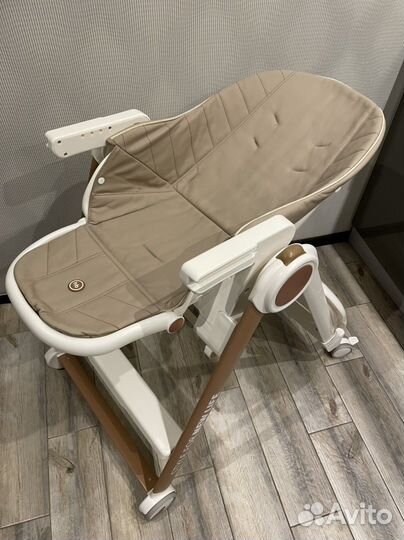 Стульчик для кормления happy baby berny v2