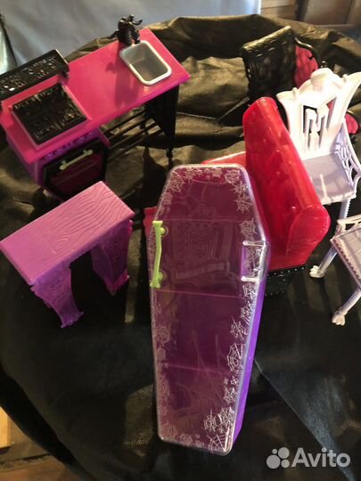 Monster high мебель
