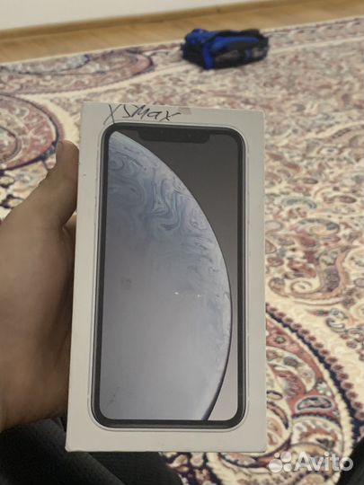 Коробка на айфон xr