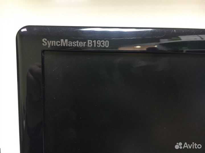 Монитор Samsung 19