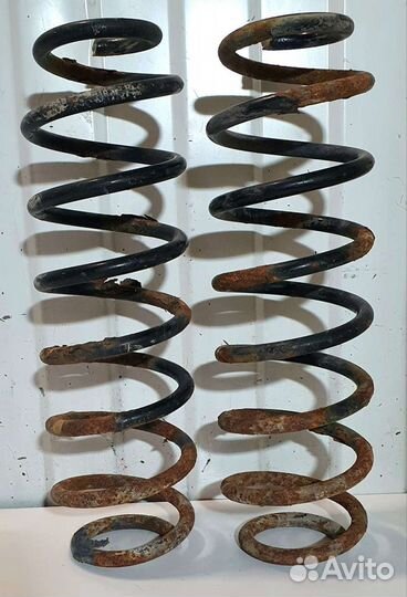 Пружина задняя Skoda Fabia