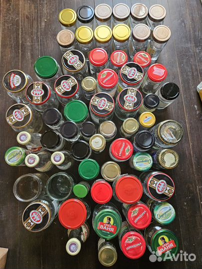 Банки с крышками 65шт