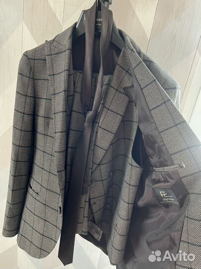 Мужской костюм тройка бу