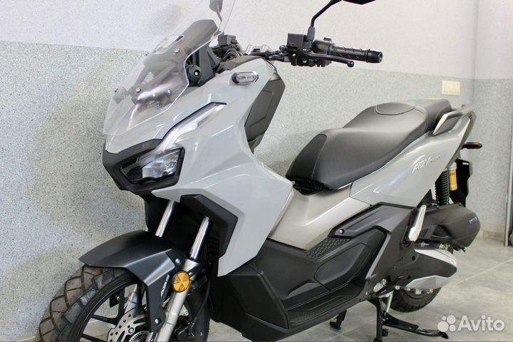 Honda ADV160, 2023 год