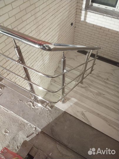 Поручни из нержавеющей стали