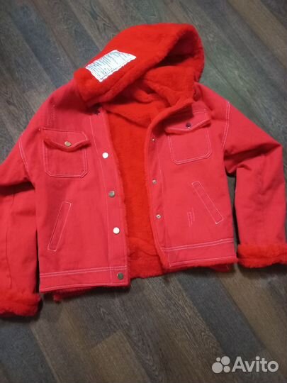 Джинсовка на меху с капюшоном