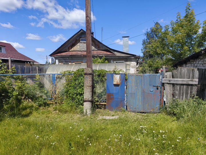 Дом 60 м² на участке 5 сот.