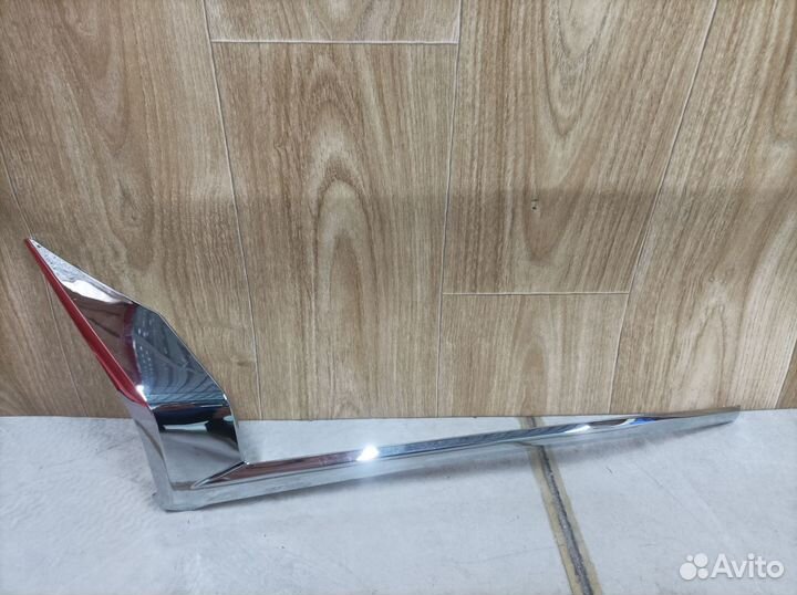 Накладка фары правой Toyota Prado 150 2009