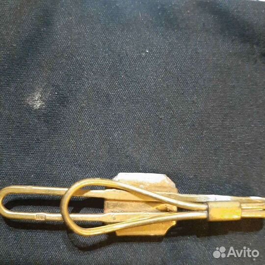 Запонки и зажим для галстука