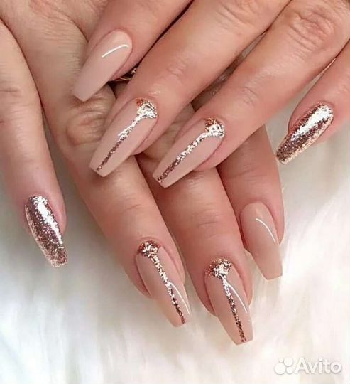 Наращивание ногтей акрилом