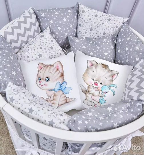 Бортики в детскую кроватку, балдахин в подарок