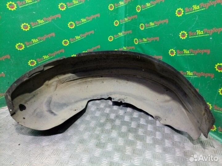 Подкрылок передний правый Volvo S60 седан 2.8 2000