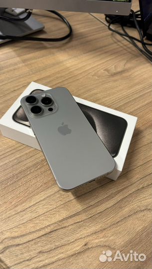 iPhone 15 Pro, 256 ГБ