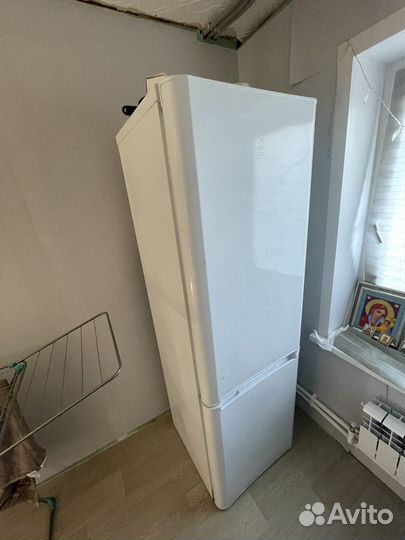 Холодильник на запчасти