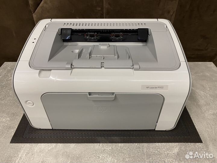 Принтер лазерный HP LaserJet P1102 +новый картридж