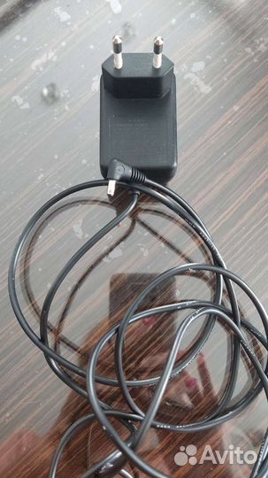 Зарядное устройство