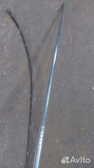 Молдинг крыши MitsubishiGrandis2004