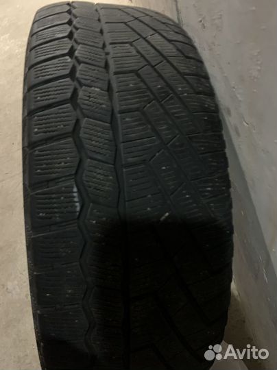 Continental ContiCrossContact Viking 235/60 R18 107H