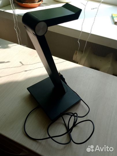 Подставка для наушников, со встроенным USB