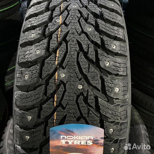 Nokian Tyres Hakkapeliitta 9 SUV 215/65 R17 103T