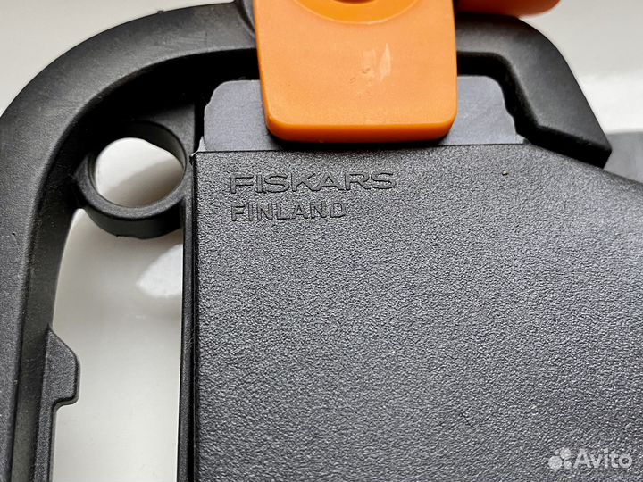 Топор fiskars x7 + точилка для ножей (Финляндия)