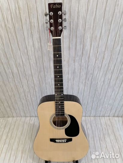 Гитара акустическая