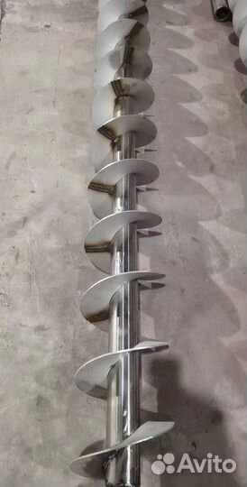 Вертикальный шнековый миксер-смеситель VSM 300