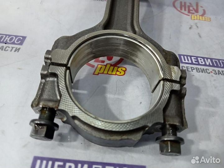 Поршень правый правый Cadillac Escalade