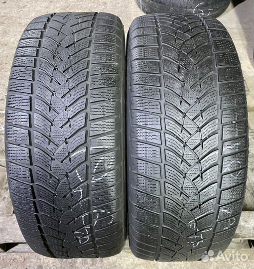 Goodyear UltraGrip Performance Gen-1 235/55 R17