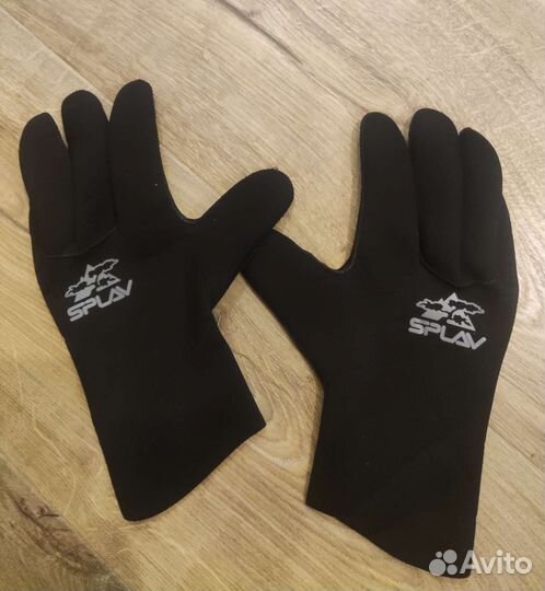 Перчатки неопреновые 