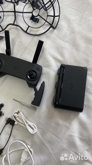 Квадрокоптер dji mavic mini combo