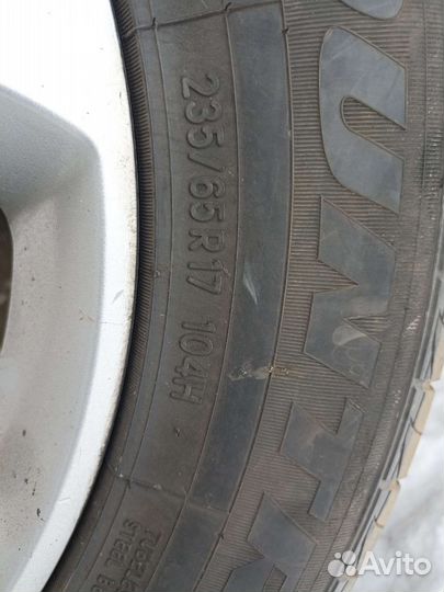 Toyo 310 235/65 R17