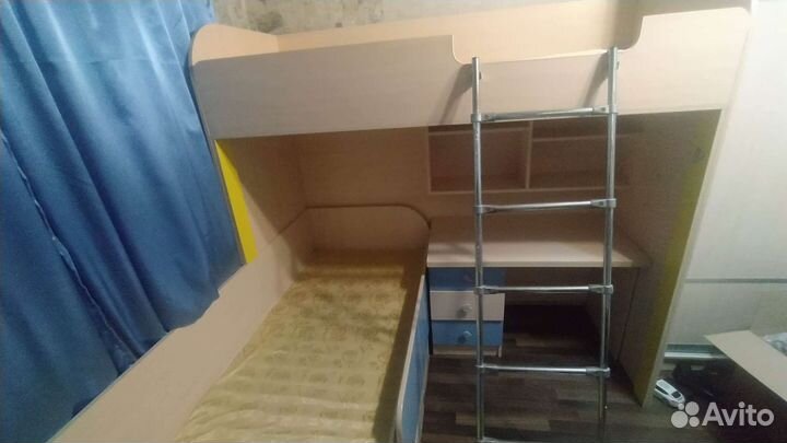 Двухъярусная кровать бу с матрасами