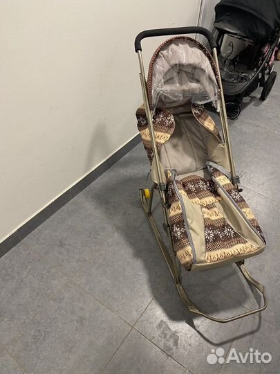 Детские санки утепленные с колесами