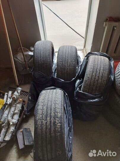 Yokohama BluEarth E70BZ 215/55 R17