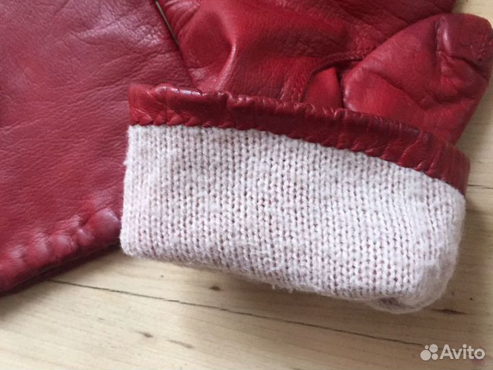 Перчатки женские лайка