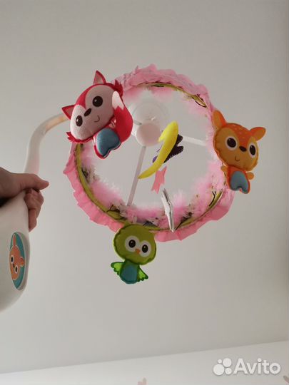 Мобиль музыкальный в кроватку(части от тини лав)