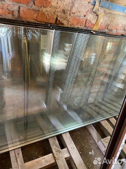 Витраж алюминиевый со стеклопакетом