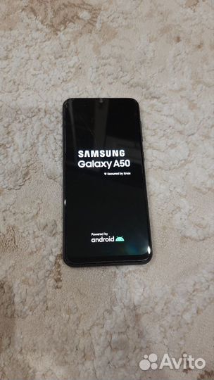 Samsung Galaxy A50, 4/64 ГБ