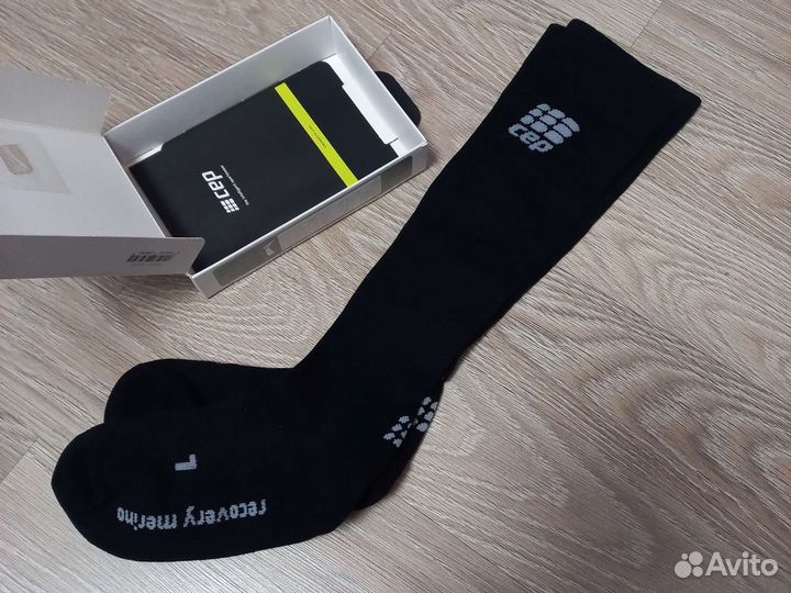 Продам новые гетры