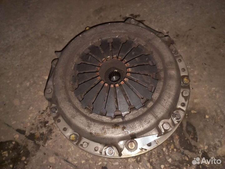 Маховик Hyundai Solaris 1.4 2012