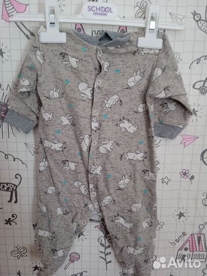 Продам одежду пакетом для новорожденной 0-3 месяца