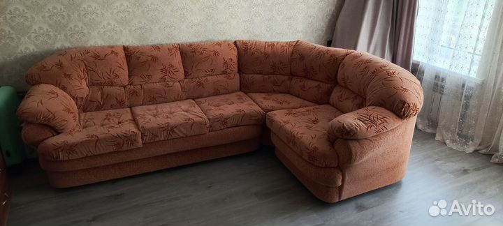 Угловой диван бу